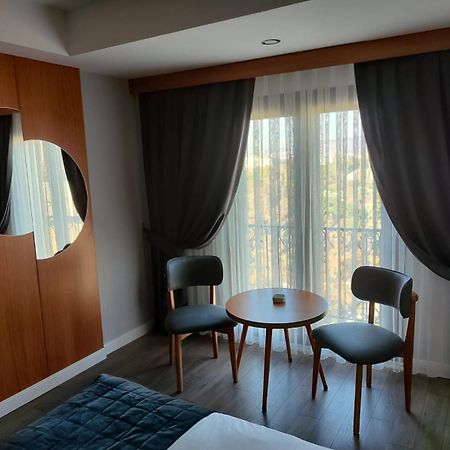 May Park Hotel 이즈미르 외부 사진