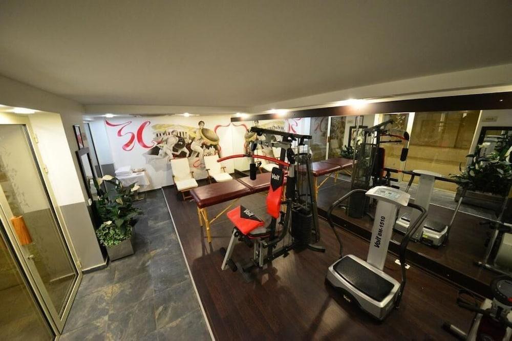 May Park Hotel 이즈미르 외부 사진