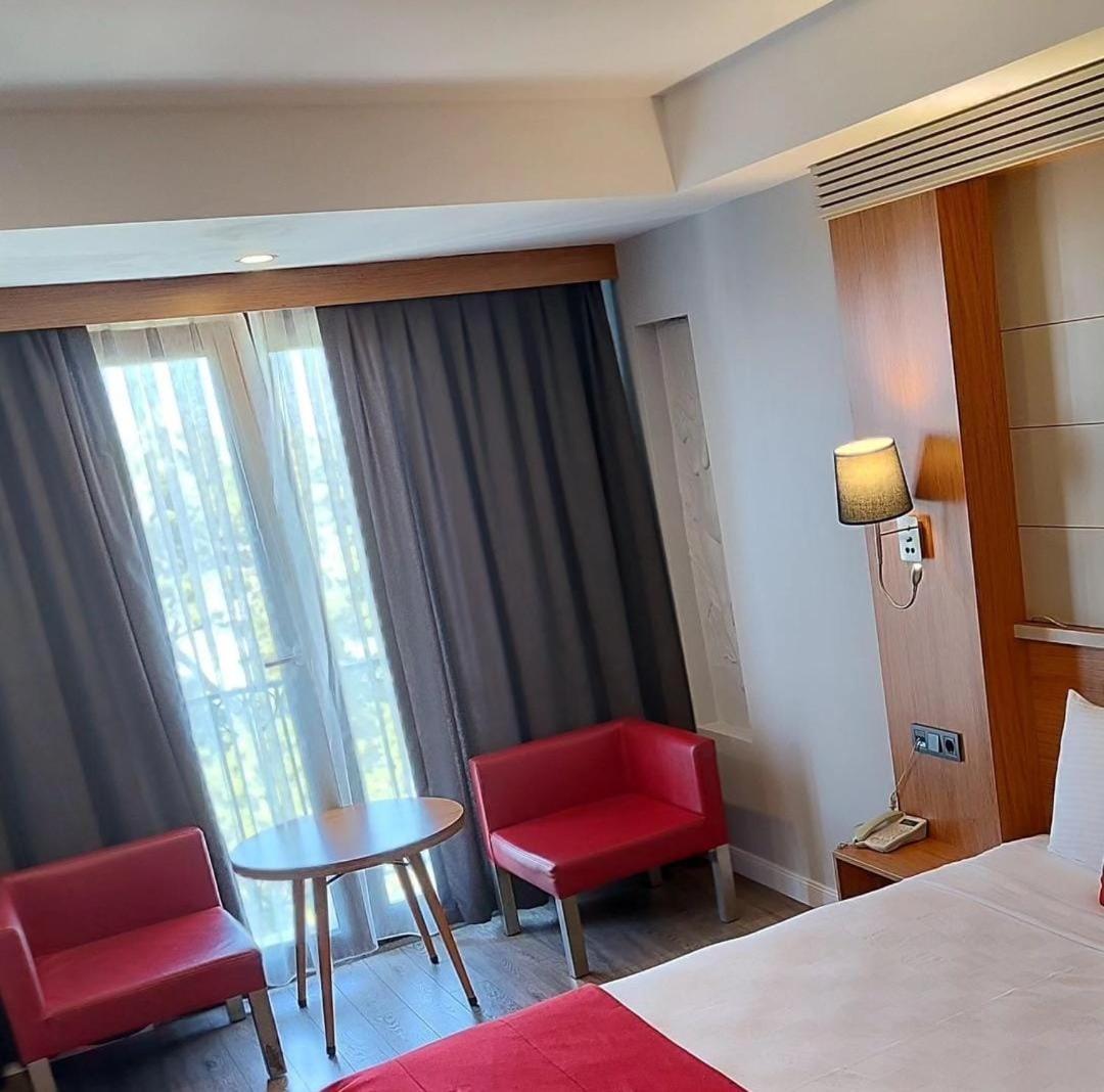 May Park Hotel 이즈미르 외부 사진